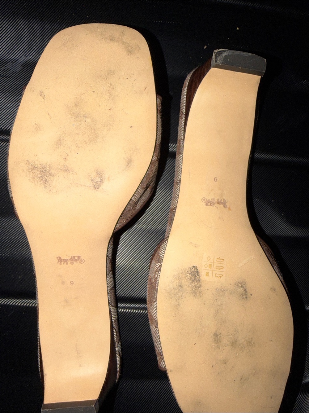 Coach Beige & Brown Signature kitten heals - Picture 3 of 3